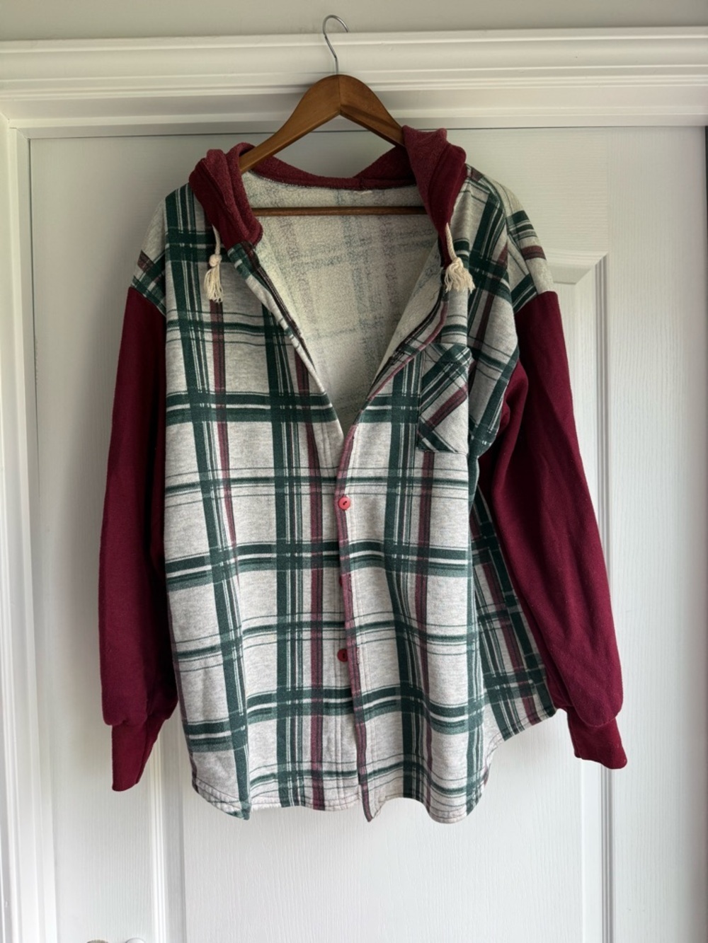 Vintage Plaid Hooded Button-Up Shirt Jacket in Forest Green & Burgundy